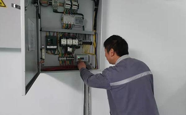 余壓控制器的原理和優(yōu)勢(shì)